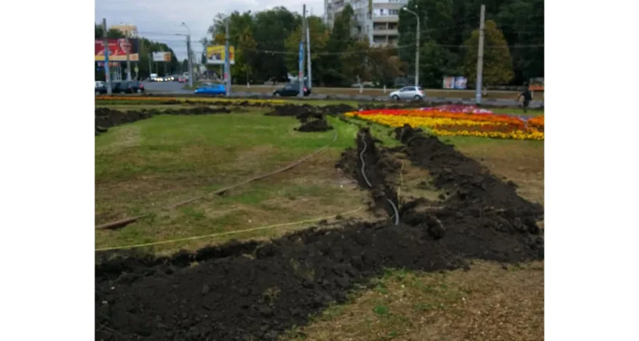 Ремонт трубопровода автополива — кольцо 22 партсъезда, Самара